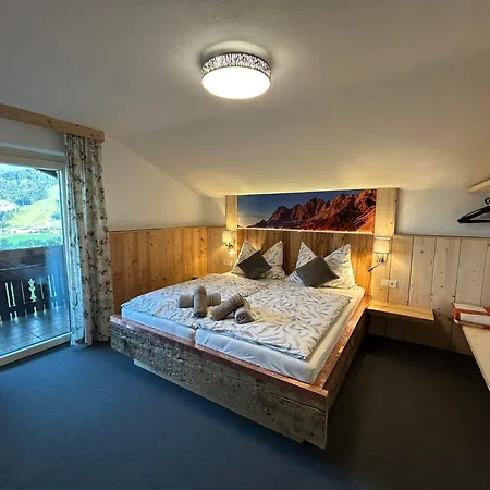 Flatzerhof Apartamento
