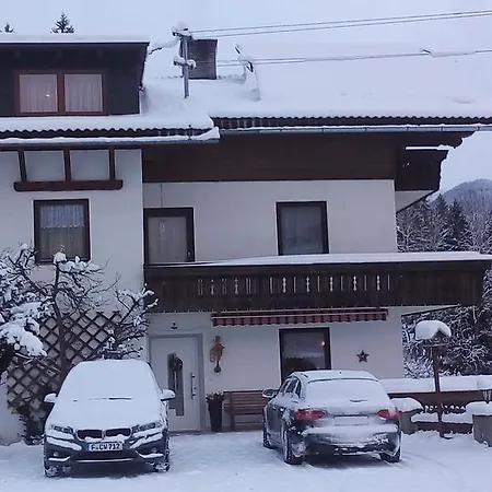 Flatzerhof Apartment Haus im Ennstal